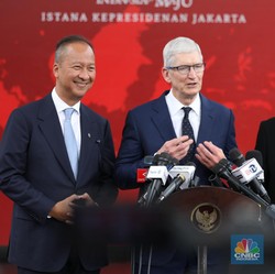 Pemerintah RI Rayu CEO Apple Pakai Baterai dan Kabel Made in Indonesia