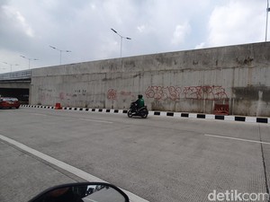 Belum Selesai Dibangun, Flyover Sekip Sudah Dikotori Aksi Vandalisme