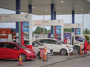 Ini Golongan Kendaraan yang Tetap Bisa Beli BBM Subsidi, yang Lain Harus Tahu Diri!