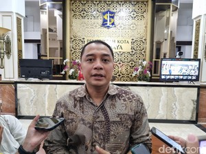Walkot Eri Usulkan SERR Gantikan Proyek Tol Tengah Kota Surabaya