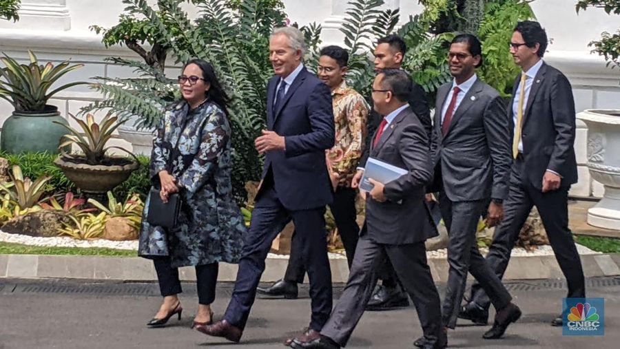 Eks PM Inggris Tony Blair di Istana Kepresidenan Jakarta. (CNBC Indonesia/Emir Yanwardhana)