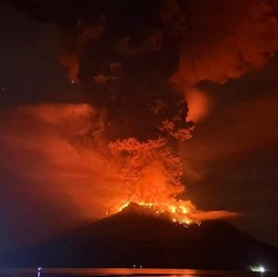 Kondisi Terkini Erupsi Gunung Ruang, Waspada Potensi Tsunami Masih Ada
