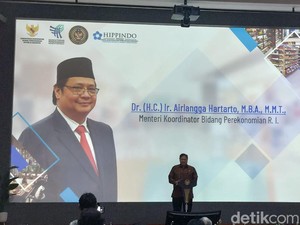 Di Depan Pengusaha Ritel, Airlangga Tegaskan Aturan Pembatasan Impor Jadi Direvisi