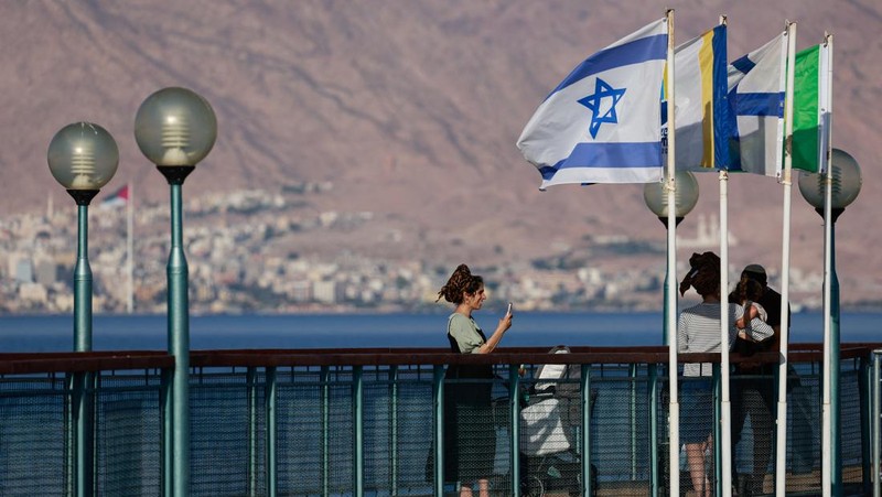 Pemandangan baterai anti-rudal Iron Dome, dekat Ashkelon, di Israel selatan 17 April 2024. (REUTERS/Hannah McKay)
