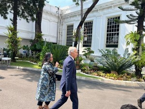 Usai Menlu China, Mantan PM Inggris Tony Blair Juga Datangi Istana