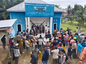 Kades Tanambuah Mamuju Didemo Warga gegara Diduga Potong BLT-Tutup PAUD