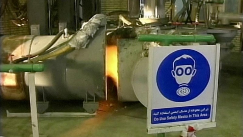 Military personnel stand guard at a nuclear facility in the Zardanjan area of Isfahan, Iran, April 19, 2024, in this screengrab taken from video.  WANA (West Asia News Agency) via REUTERS   ATTENTION EDITORS - THIS PICTURE WAS PROVIDED BY A THIRD PARTY. IRAN OUT. NO COMMERCIAL OR EDITORIAL SALES IN IRAN