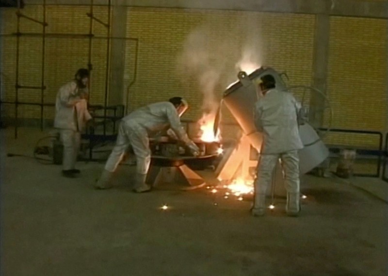 ISRAEL-PALESTINIANS/IRAN Military personnel stand guard at a nuclear facility in the Zardanjan area of Isfahan, Iran, April 19, 2024, in this screengrab taken from video. WANA (West Asia News Agency) via REUTERS ATTENTION EDITORS - THIS PICTURE WAS PROVIDED BY A THIRD PARTY. IRAN OUT. NO COMMERCIAL OR EDITORIAL SALES IN IRAN