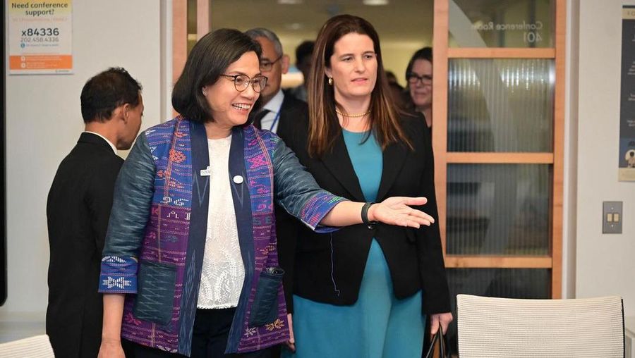 Menteri Keuangan Sri Mulyani bertemu dengan Menteri Keuangan Selandia Baru Nicola Willis di Jakarta, Kamis (18/4/2024). (Tangkapan layar Instagram @smindrawati)