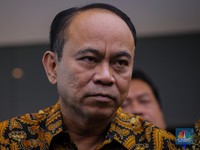 Warga RI Kecanduan Judi Online, Menkominfo: Blokir Saja Tak Cukup