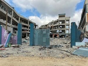 Pilu Anak-anak Gaza Menjerit Kala Sekolah Dihantam Rudal