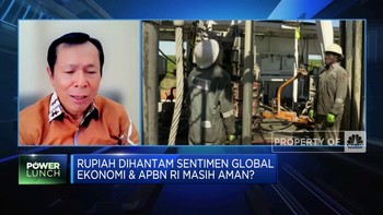 Video: Rupiah Dihantam Sentimen Global, Ekonomi & APBN Masih Aman?