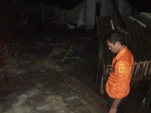 Tembok Kali di Karanggan Bogor Jebol