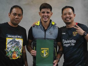 Liga 1: Resmi! Persebaya Perpanjang Kontrak Bruno Moreira Selama 2 Tahun