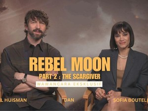 Eksklusif Rebel Moon 2: Sofia Boutella-Michiel Komentari Asmara Kora-Gunnar