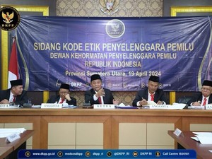 DKPP Sidangkan Dugaan Pemalsuan KTP Anggota KPU Paluta saat Seleksi