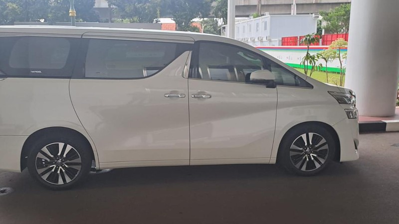Tim Penyidik pada Direktorat Penyidikan Jaksa Agung Muda Bidang Tindak Pidana Khusus (JAM PIDSUS) telah melakukan serangkaian tindakan penggeledahan di rumah tinggal yang terafiliasi Tersangka HM di Kota Jakarta Barat pada Kamis (18/4/2024). (Dok. Kejaksaan Agung RI)