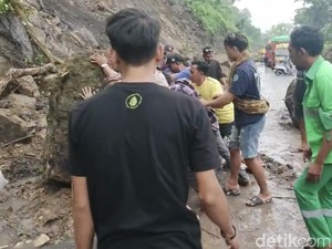 Poros Maros-Bone Masih Lumpuh, Polisi Sarankan Lewat Jalur Alternatif