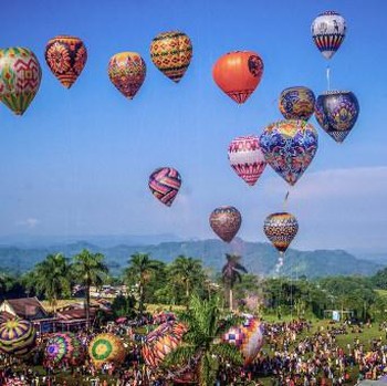 Tak Perlu ke Turki, Ada Festival Balon Udara di Wonosobo Jateng