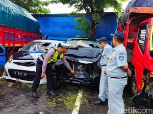 Ini Daftar Korban Tewas dan Luka Kecelakaan Maut Avanza Vs Truk di Pasuruan