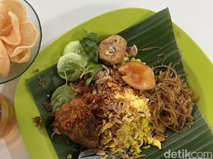 Nasi Kuning Nyonya Shelvy yang Menggugah Selera