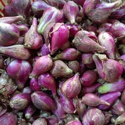 Emak-Emak di Pasar Ngamuk Harga Bawang Merah Tembus Rp 80.000/Kg