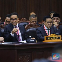 MK Putuskan Pencalonan Gibran Bukan Nepotisme, Ini Reaksi Netizen