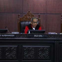 Dissenting Opinion Hakim Saldi Isra Soroti Pemilu Era Orba vs 2024