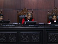 Dissenting Opinion Hakim Saldi Isra Soroti Pemilu Era Orba vs 2024