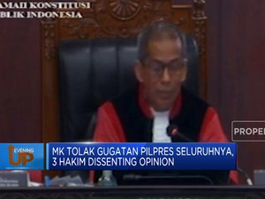 Video: MK Tolak Semua Gugatan Pilpres, 3 Hakim Dissenting Opinion