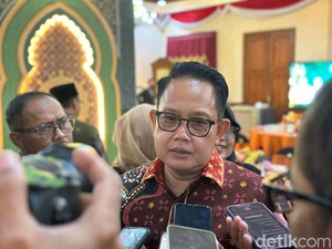 Respons Pj Gubernur Jatim Soal Gus Muhdlor Jadi Tersangka