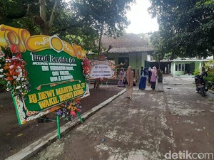 Duka Keluarga Gus Omy Usai Kecelakaan Maut Avanza vs Truk di Pasuruan