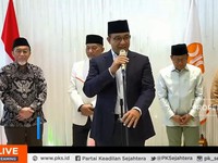 Anies Siap Bertemu Prabowo: Kita Teman Demokrasi