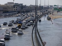 Banjir Ekstrem Gulung Israel, Kota Lumpuh-Puluhan Warga Dievakuasi
