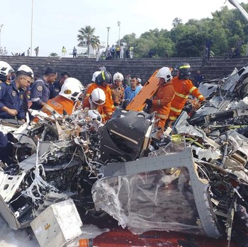 Potret 2 Helikopter Militer Malaysia Tabrakan di Udara, 10 Orang Tewas