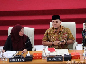 KPU Tunjuk Mochammad Afifuddin Jadi Plt Ketua Gantikan Hasyim