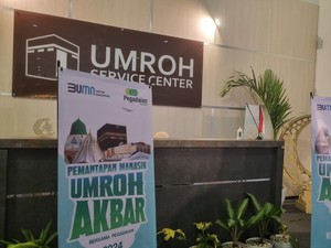 Pegadaian Berangkatkan 350 Jemaah Umrah Akbar, Ada Karyawan-Nasabah