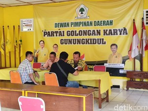 Maju Pilkada Gunungkidul, Bupati-Wabup Petahana Mendaftar ke Golkar