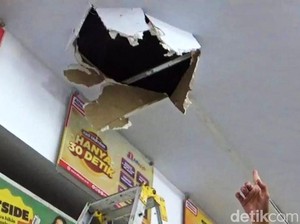 Jebol Atap Minimarket di Klaten, Maling Gondol 2 Karung Rokok