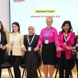 Di Forum Ini, Dirut Pertamina Tegaskan Target 25% Pemimpin Perempuan