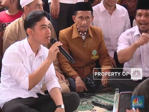 Gibran Kunjungi Rusun Muara Baru Usai Ditetapkan Jadi Wapres