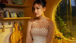 Kasih Kejutan Manis, Meiska Bikin Fans Baper di Buka Bersama