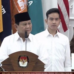 Ke Anies & Cak Imin, Prabowo: Saya Tahu Senyum Anda Berat