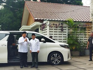 Prabowo Tiba di DPP PKB, Disambut Cak Imin dan Jajaran Partai