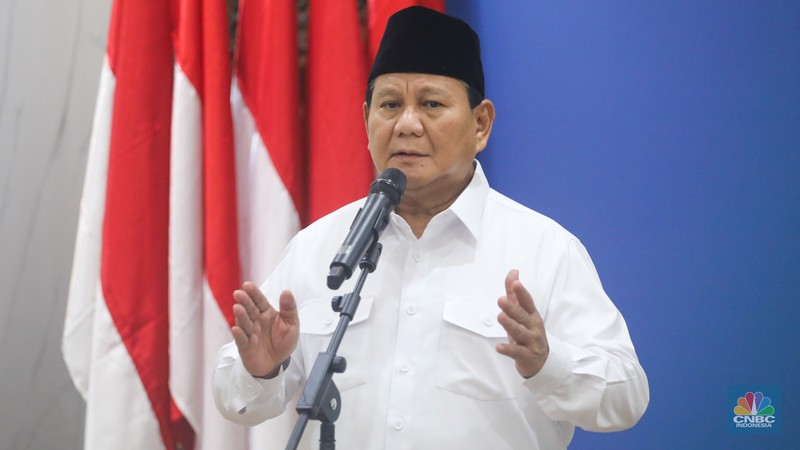 Presiden terpilih Prabowo Subianto berjabat tangan dengan Calon Wakil Presiden nomor urut 01 Muhaimin Iskandar atau Cak Imin usai menggelar pertemuan di kantor DPP PKB, Jakarta, Rabu (24/4/2024). (CNBC Indonesia/Faisal Rahman) Presiden terpilih Prabowo Subianto berjabat tangan dengan Calon Wakil Presiden nomor urut 01 Muhaimin Iskandar atau Cak Imin usai menggelar pertemuan di kantor DPP PKB, Jakarta, Rabu (24/4/2024). (CNBC Indonesia/Faisal Rahman)