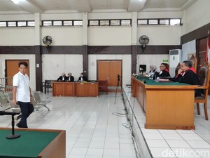 Oknum Pegawai Bank Pembobol Dana Nasabah Rp 6,4 M Dituntut 9 Tahun Bui