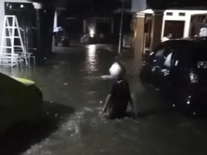 Kota Sukabumi Diterjang Longsor hingga Banjir Akibat Hujan Deras