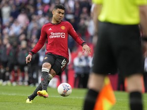 Casemiro Bakal Terus Jadi Bek Tengah nih, Ten Hag?