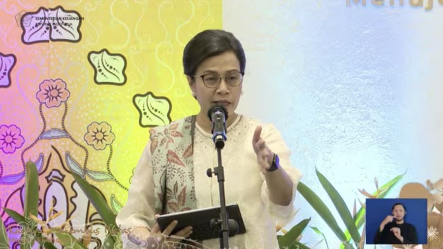 Menteri Keuangan (Menkeu), Sri Mulyani Indrawati saat memberikan keynote speech dalam diskusi Kartini Menembus Batas Menuju Ekonomi Inklusif pada Kamis (25/4/2024). (Tangkapan Layar Youtube Kementerian Keuangan)