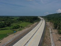 Simsalabim! di Tangan Jokowi Tol Trans Sumatera Terbangun 915,65 Km